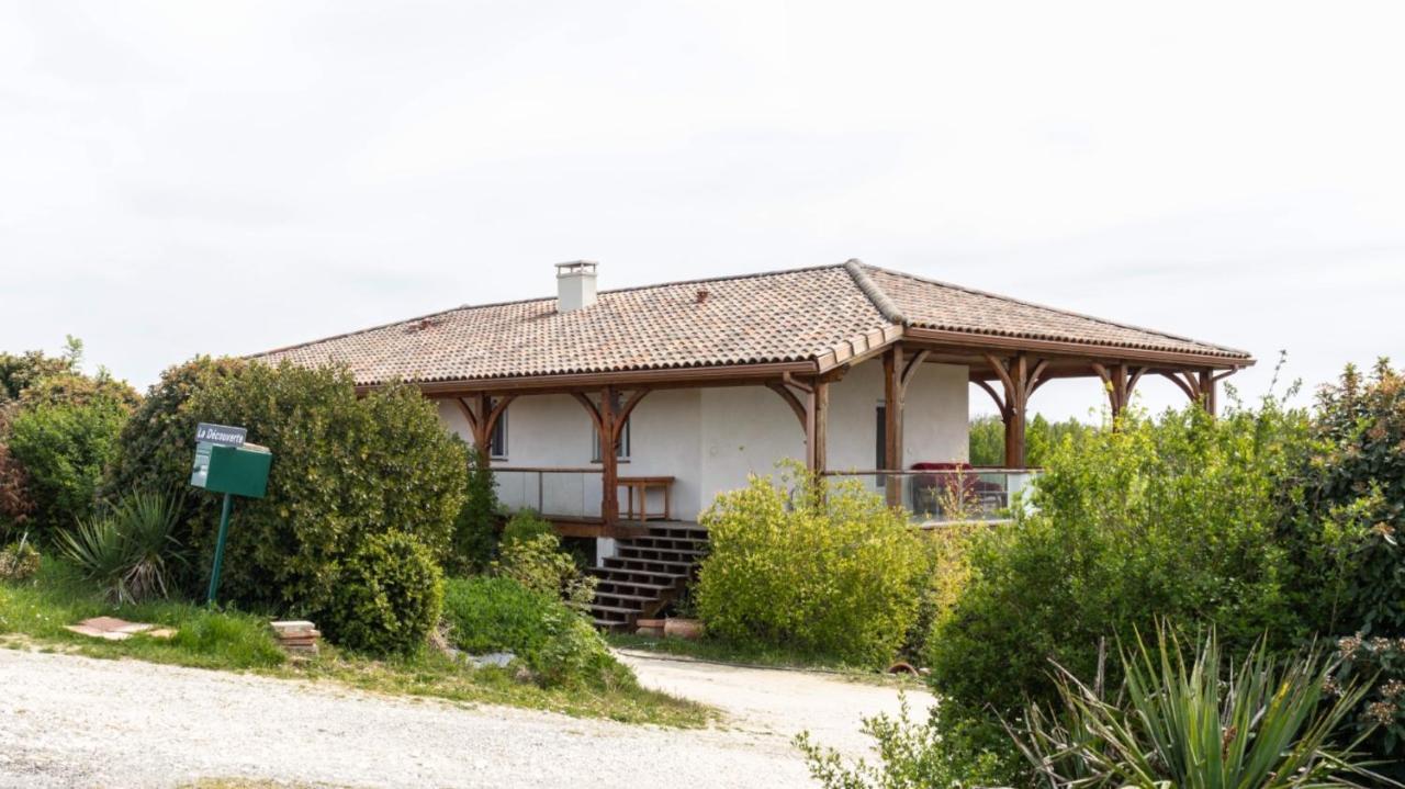 La Decouverte, Jacuzzi, Sauna, Et Terrasse Avec Vue Sur Lac A La Campagne Entre Toulouse Et Auch Villa Catonvielle Exterior photo