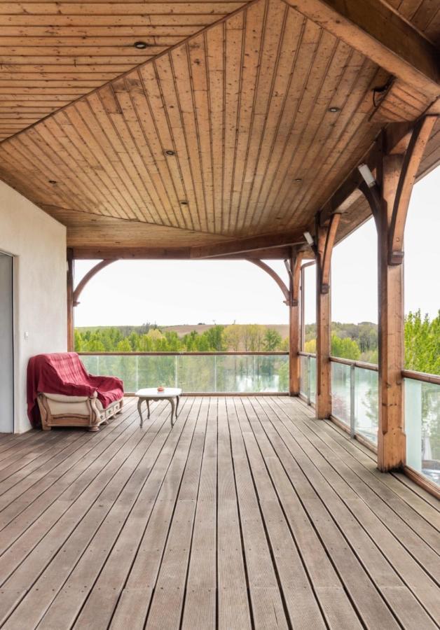 La Decouverte, Jacuzzi, Sauna, Et Terrasse Avec Vue Sur Lac A La Campagne Entre Toulouse Et Auch Villa Catonvielle Exterior photo